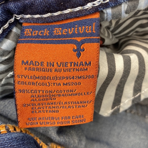 Rock revival jeans in womens. Size 31. You can find their size chart online. - Picture 5 of 6
